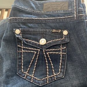 Seven Dark blue “boot” cut jeans, like new condition, funky pockets